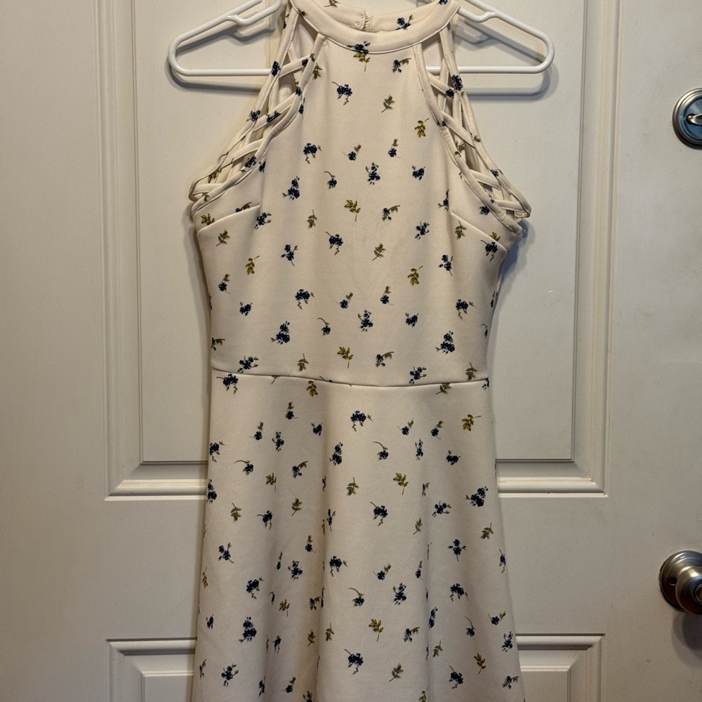 No Boundaries Cream Halter Sleeveless Dress with Blue Floral Pattern size L “